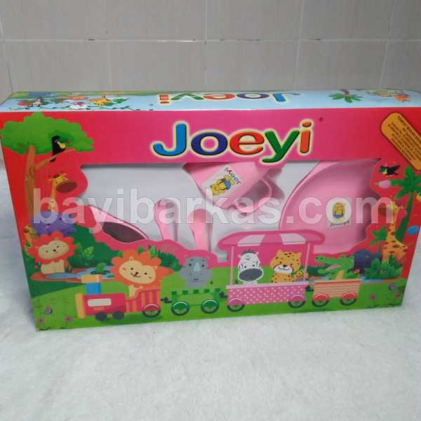 Feeding set merk JOEYI Pink (T)