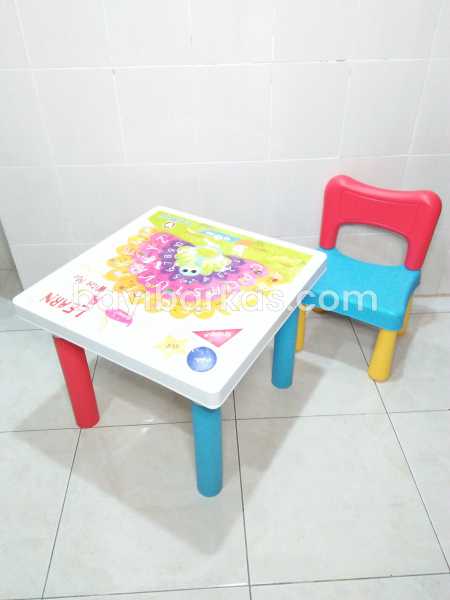 Meja + Kursi Anak CLARIS  *Second