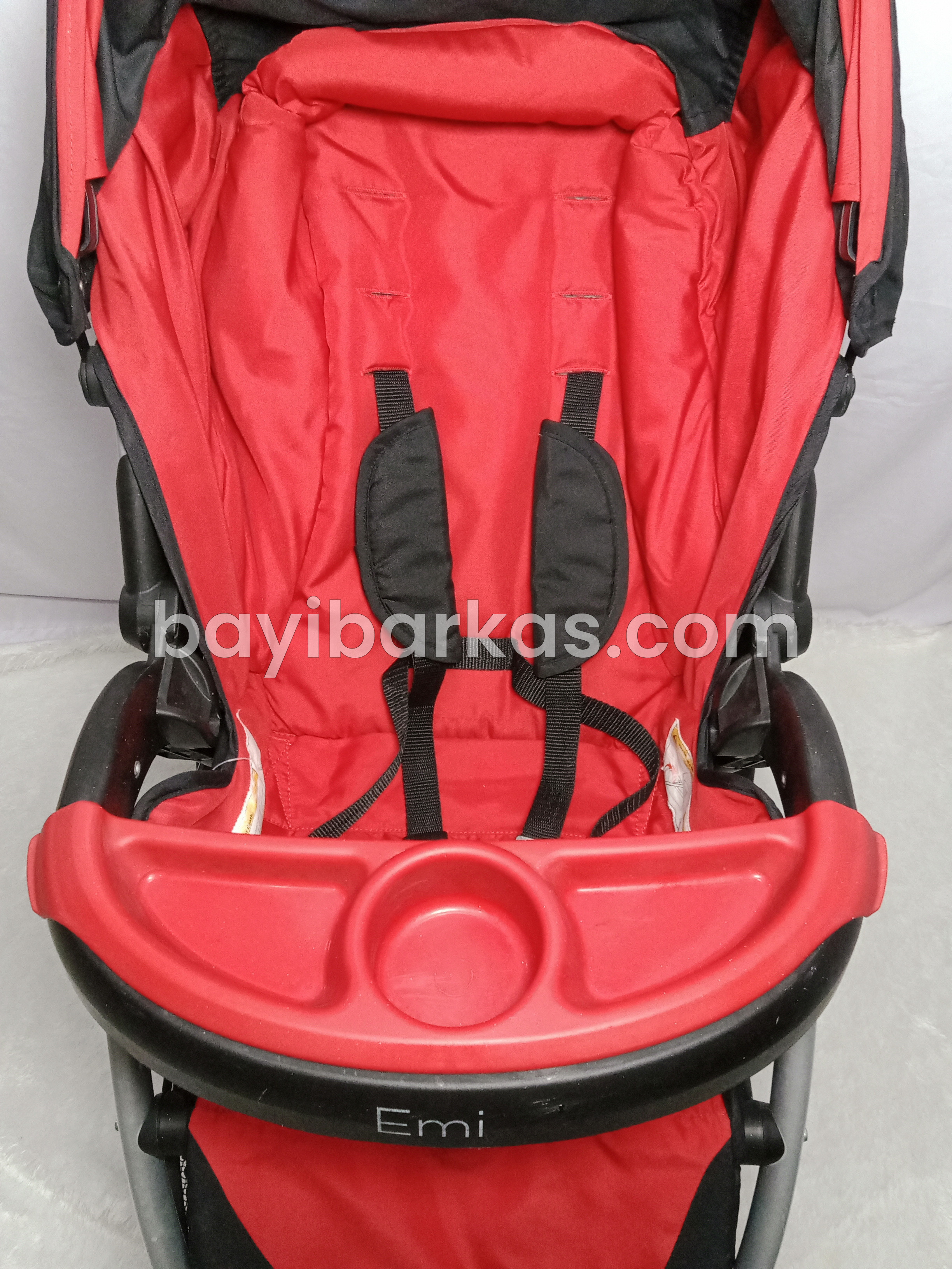 Stroller merk COCOLATTE "EMI" merah *Second (BP.ZFA)