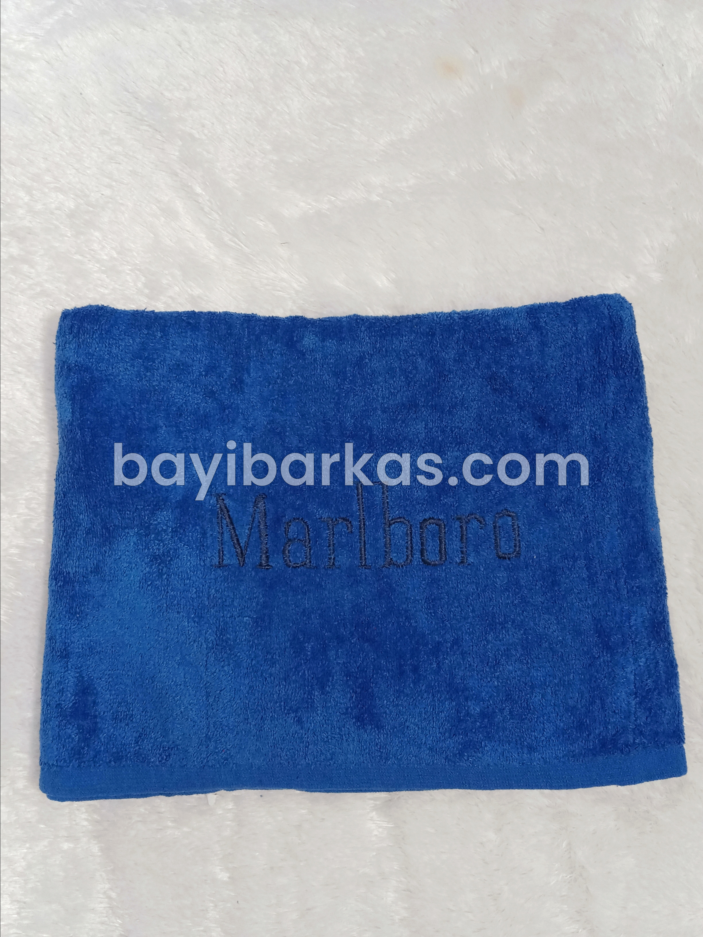 Handuk Tanggung  Dewasa merk MALBORO warna biru tua (EX-KADO)