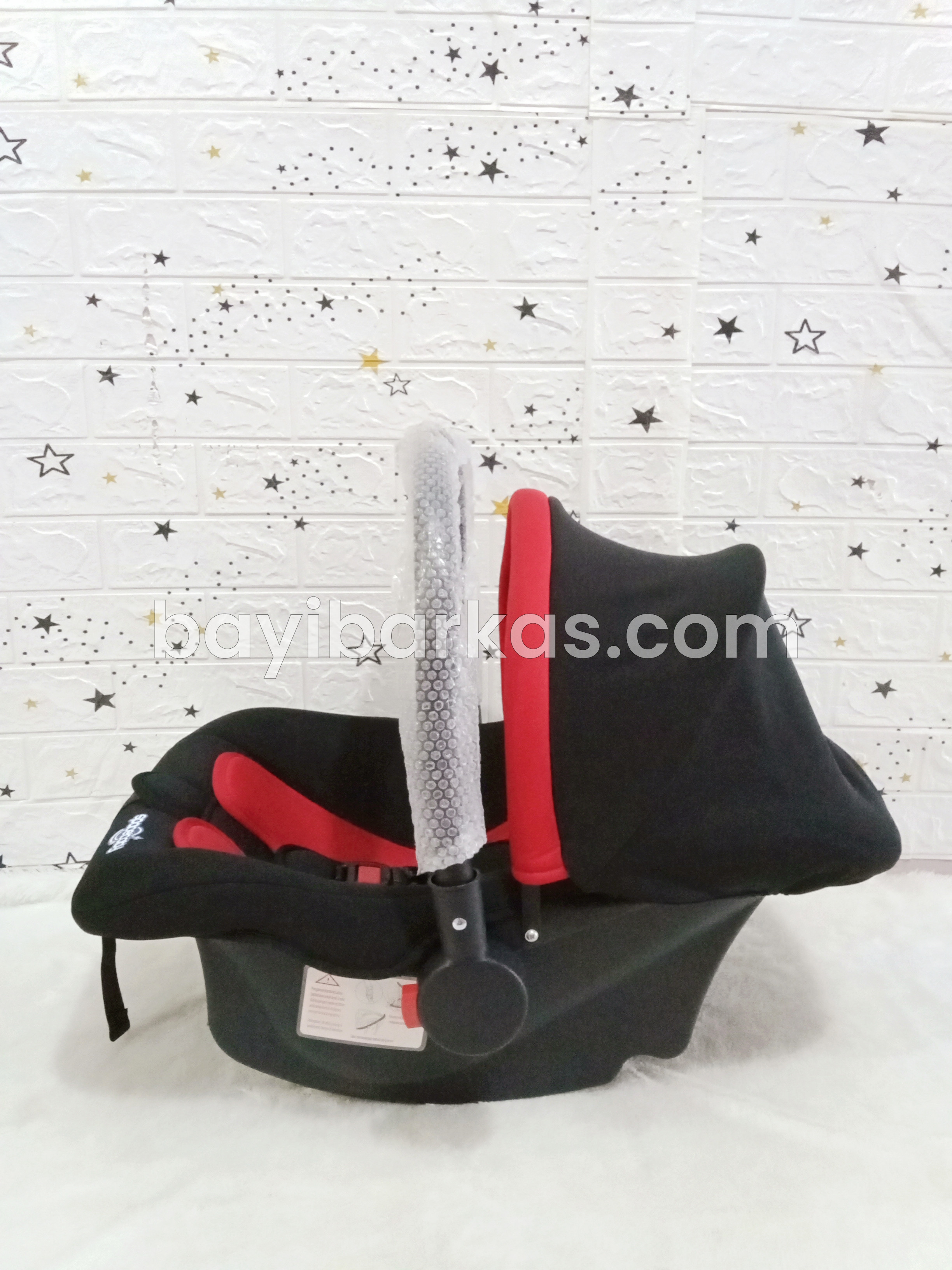 Carseat Infant Carrier SPACE BABY Merah hitam *EX-KADO (BP. NA)