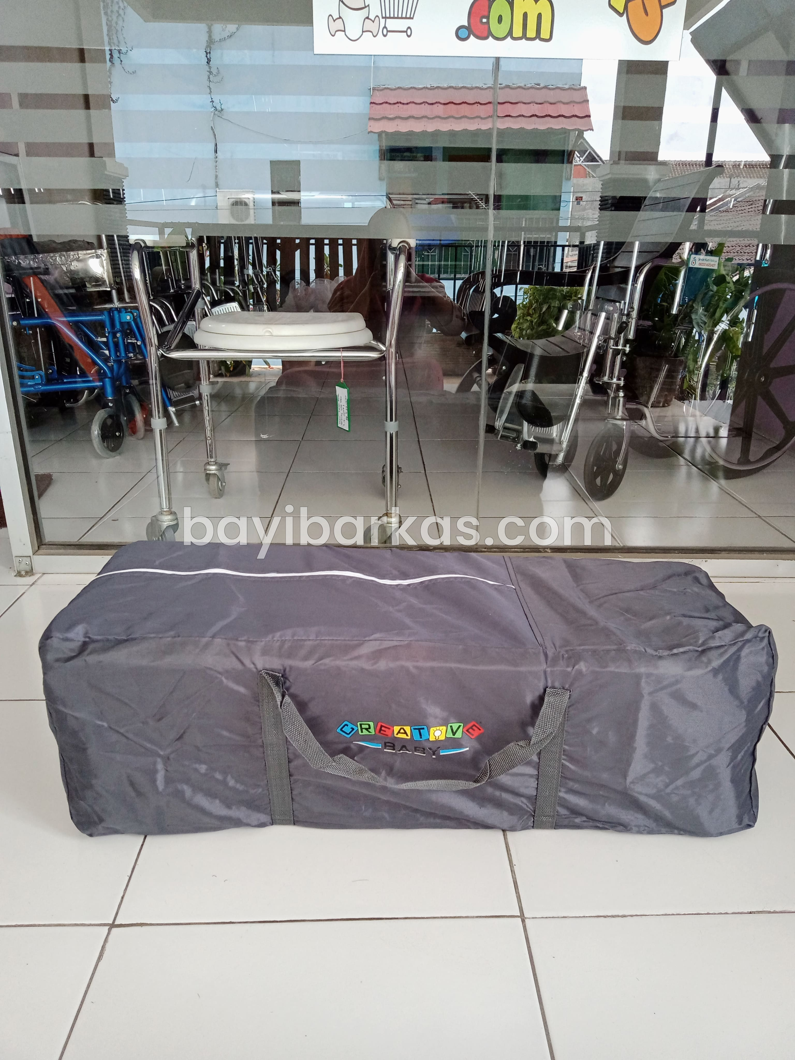 Box Bayi / Tempat Tidur Bayi Parasut 'CREATIVE BABY 808 R" Abu Orange *SECOND (BP. KFA)