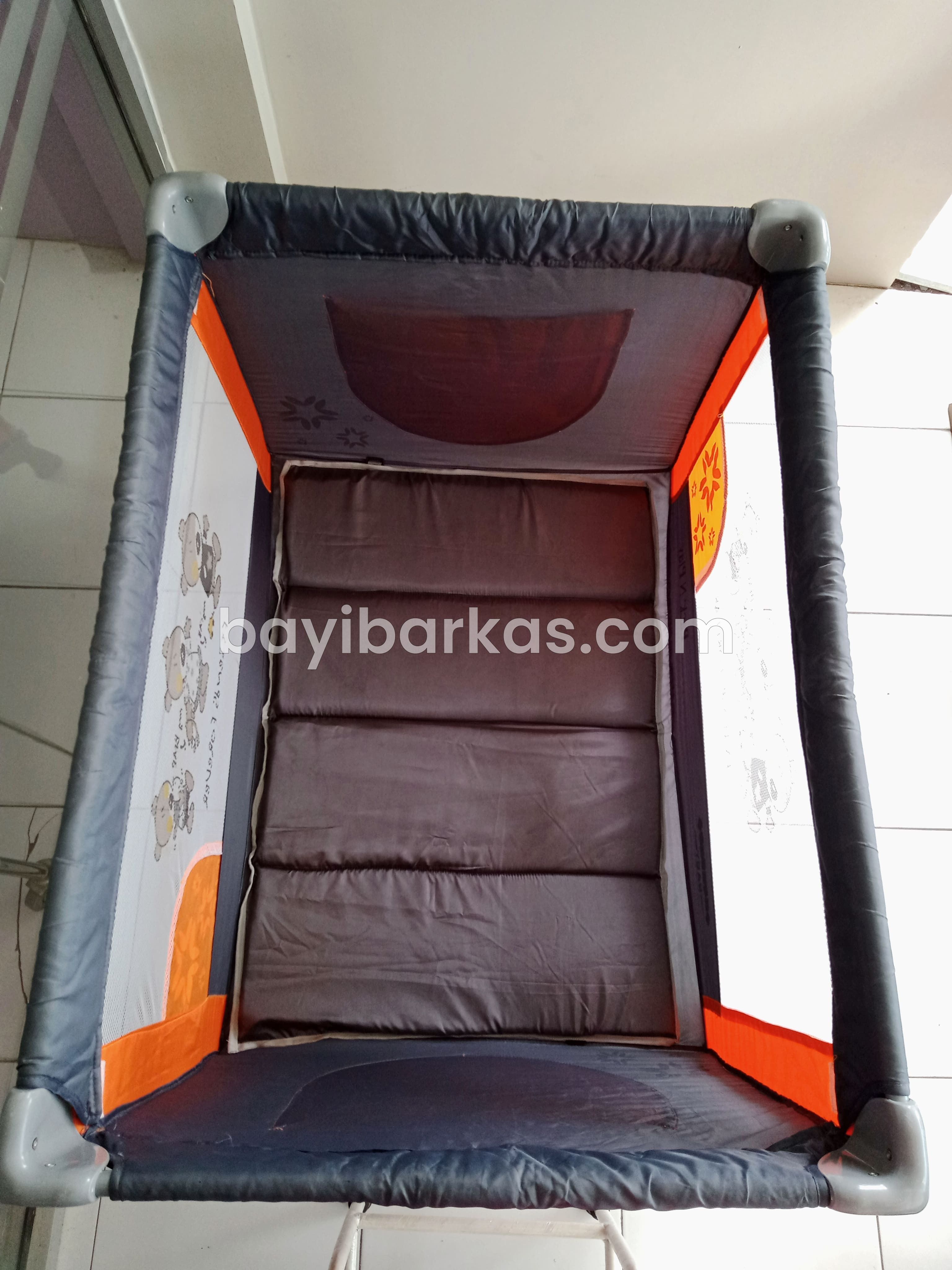 Box Bayi / Tempat Tidur Bayi Parasut 'CREATIVE BABY 808 R" Abu Orange *SECOND (BP. KFA)