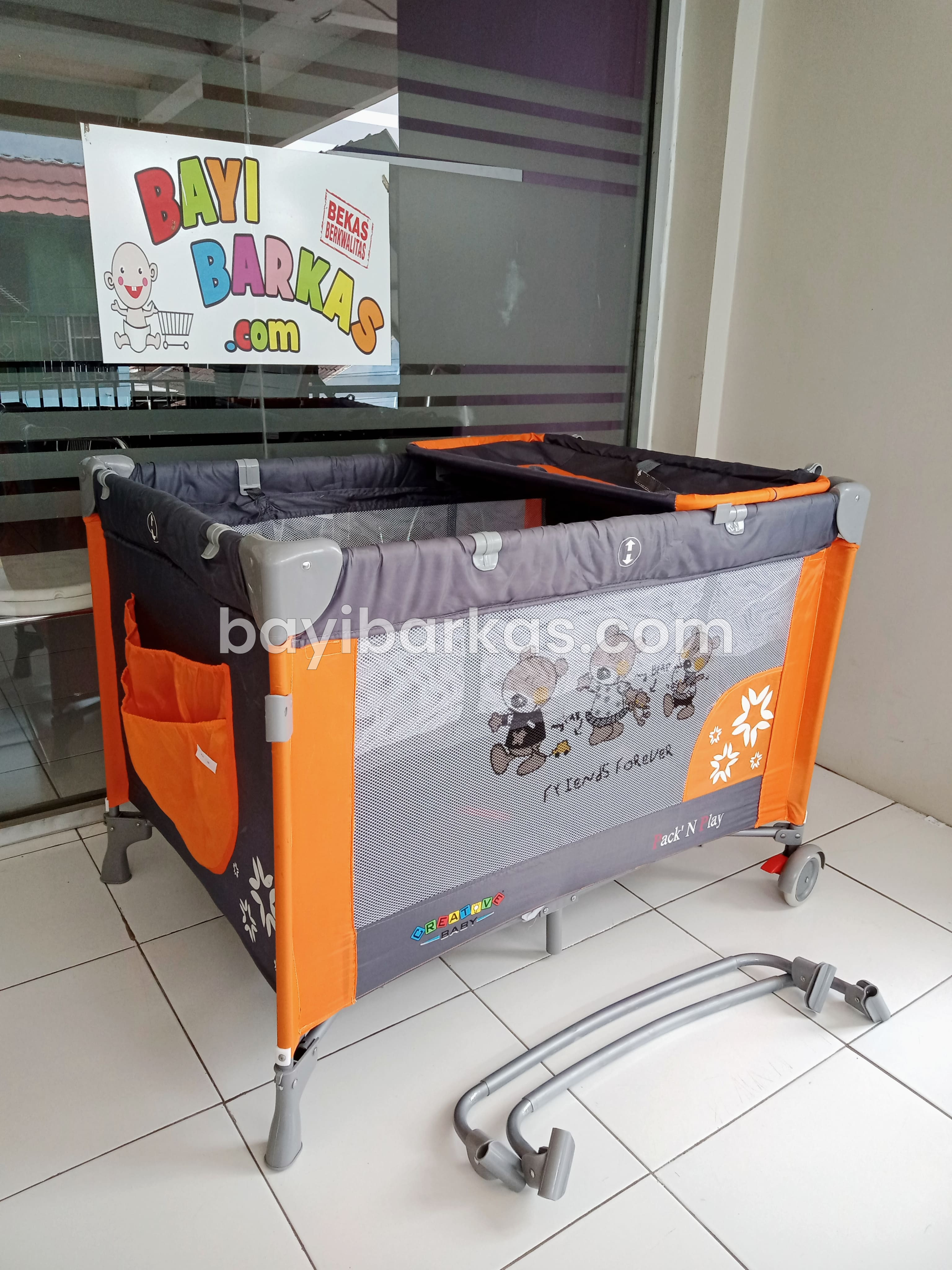 Box Bayi / Tempat Tidur Bayi Parasut 'CREATIVE BABY 808 R" Abu Orange *SECOND (BP. KFA)