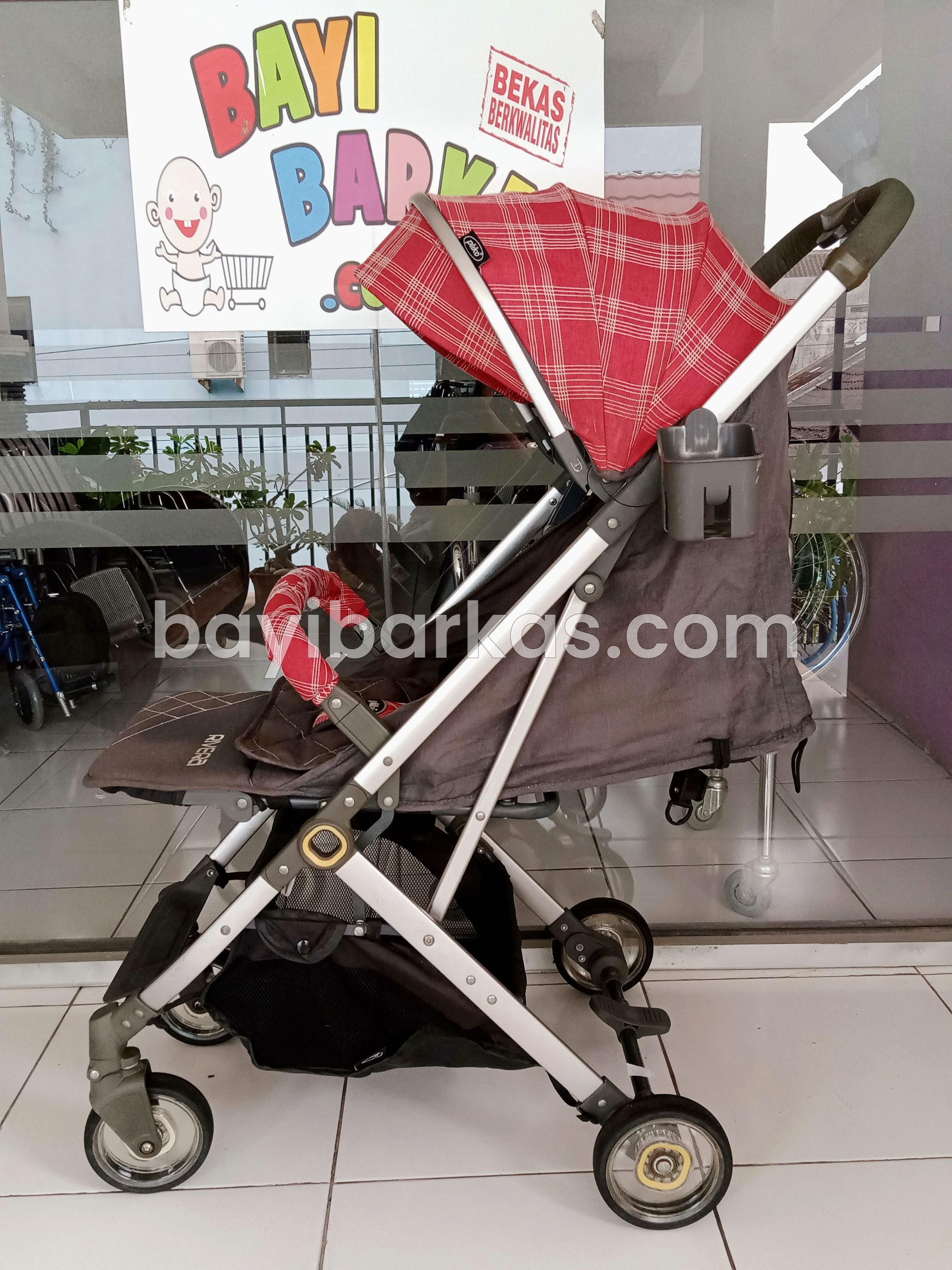 Stroller Koper Travelite merk PLIKO 'RIVERA' Merah *Second (BP. VA)