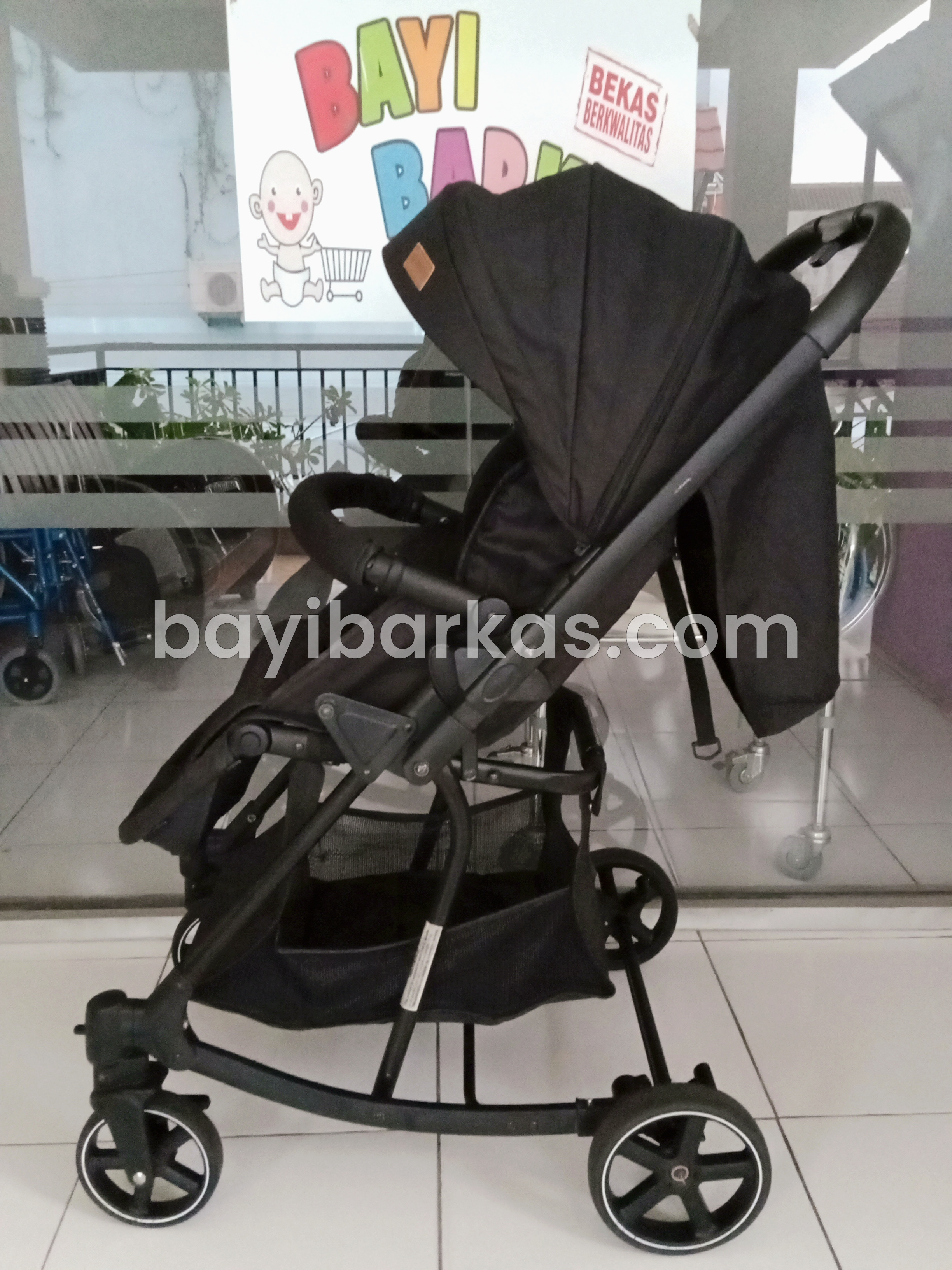 Stroller Rocking merk PACIFIC Jr "K9100" *SECOND (BP. MXA)