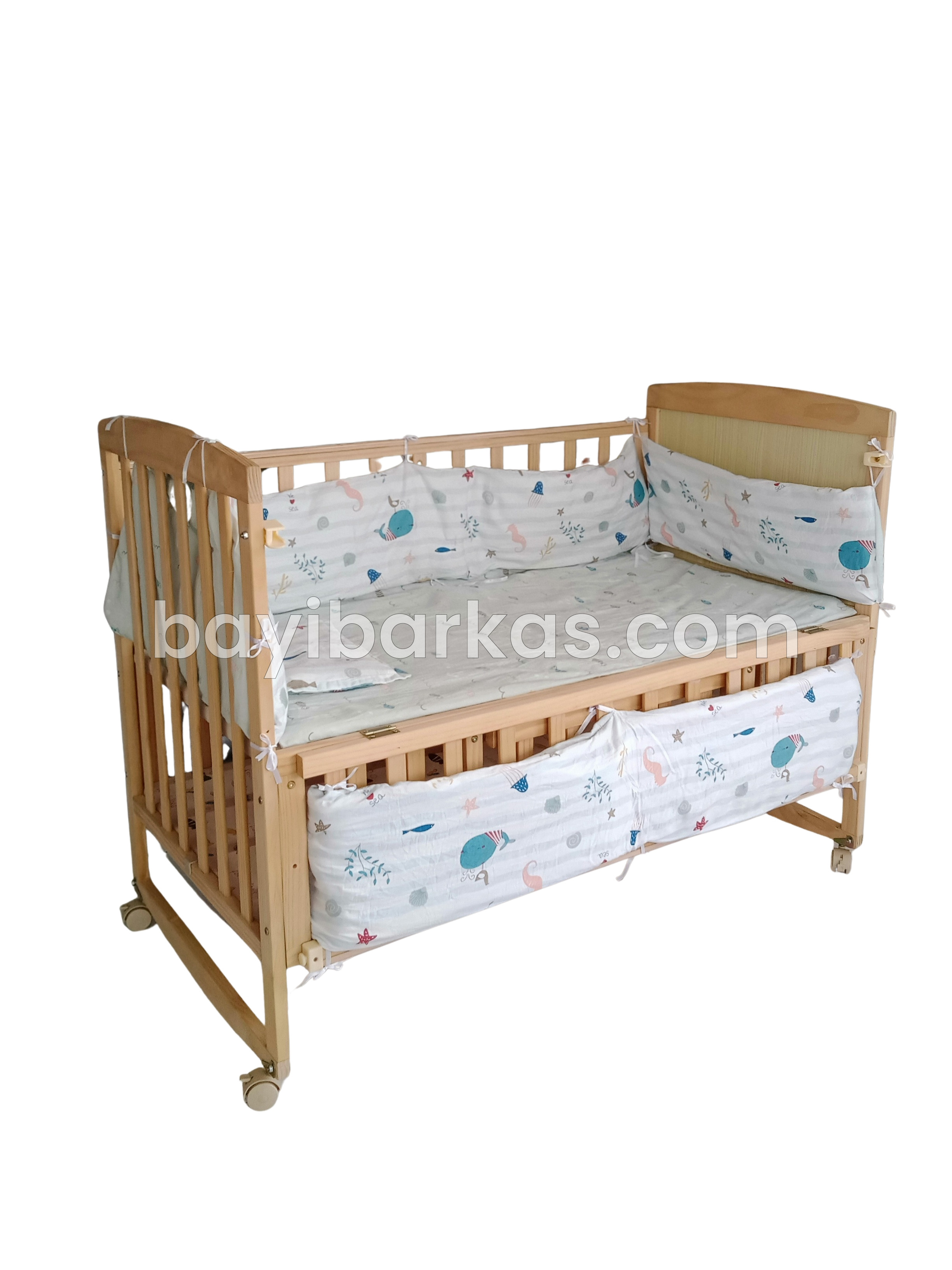 Box Bayi Kayu portable / tempat tidur Bayi *SECOND (TJ)