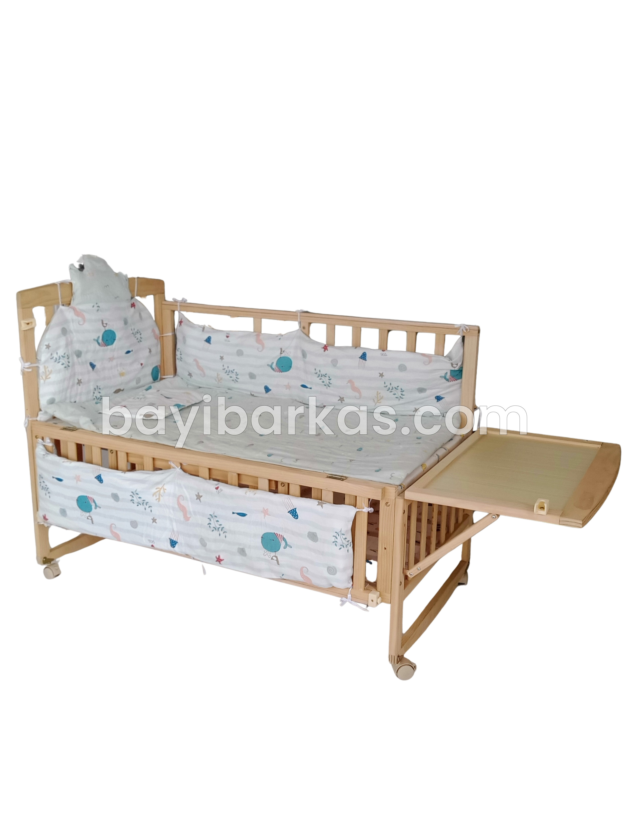 Box Bayi Kayu portable / tempat tidur Bayi *SECOND (TJ)