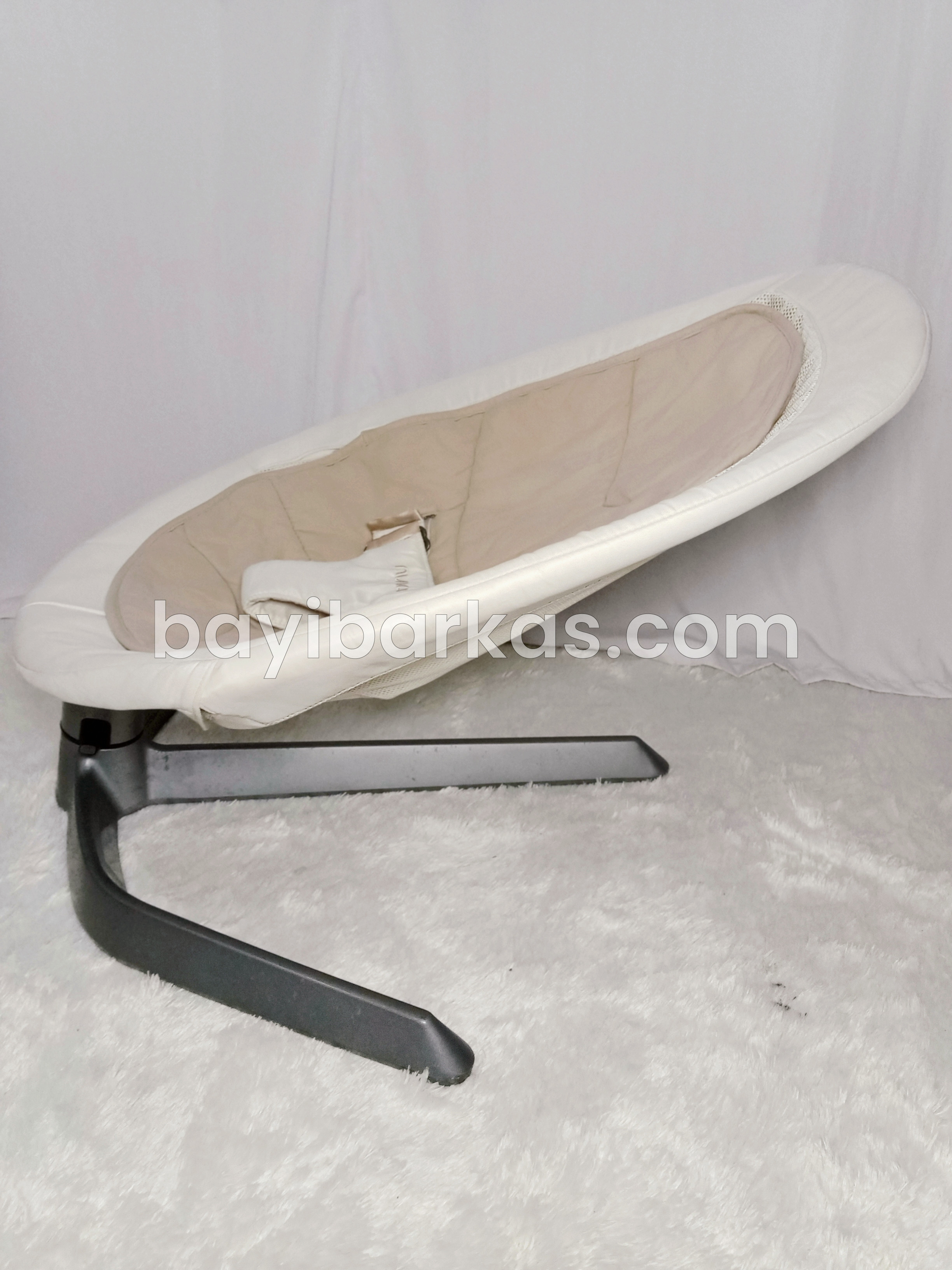 Bouncer NUNA 'Leaf' *Second (TJ.141-3/NA)