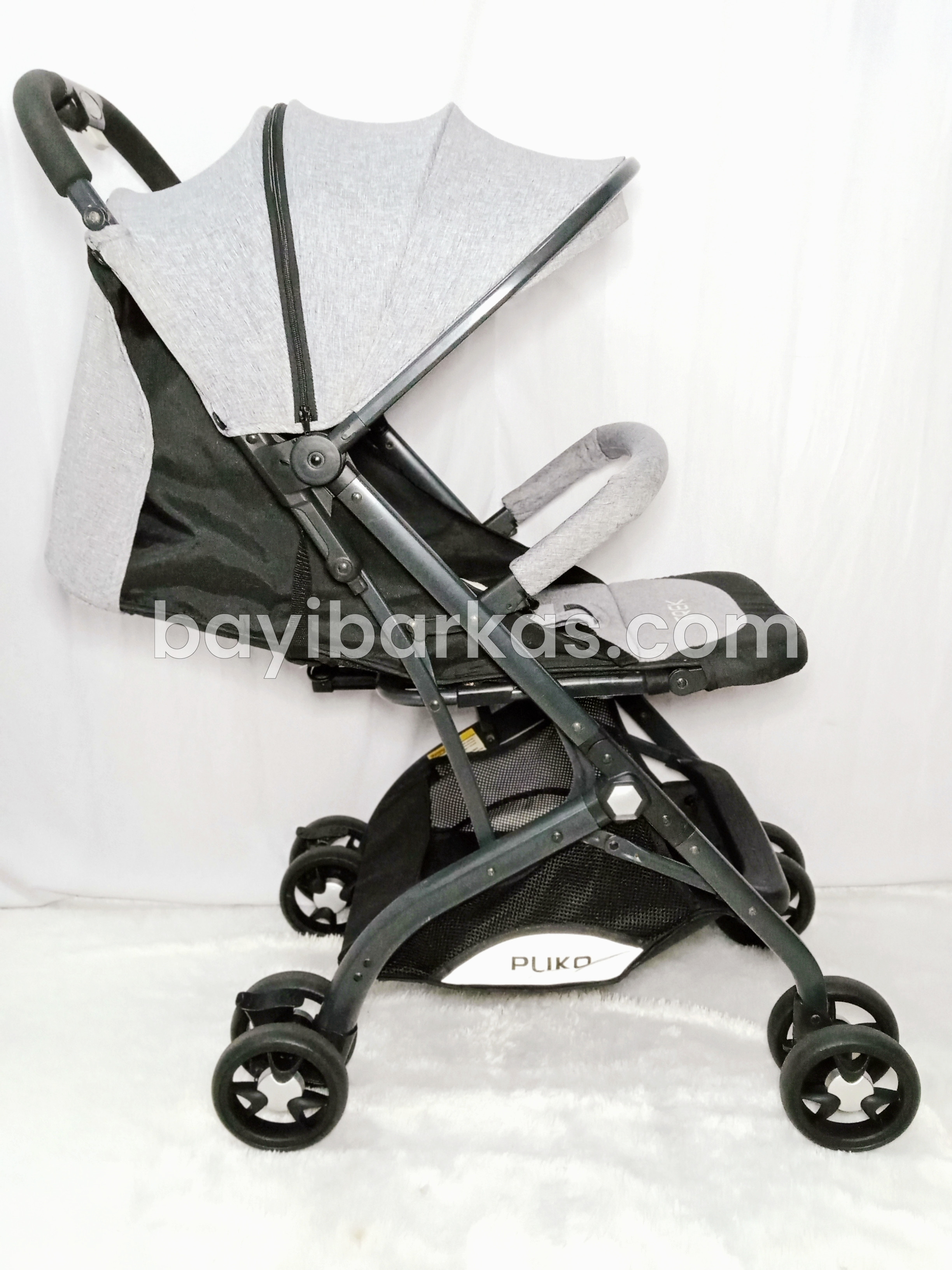 Stroller Pliko "Trek" Abu-Abu *SECOND (TJ.141-1/MFA)