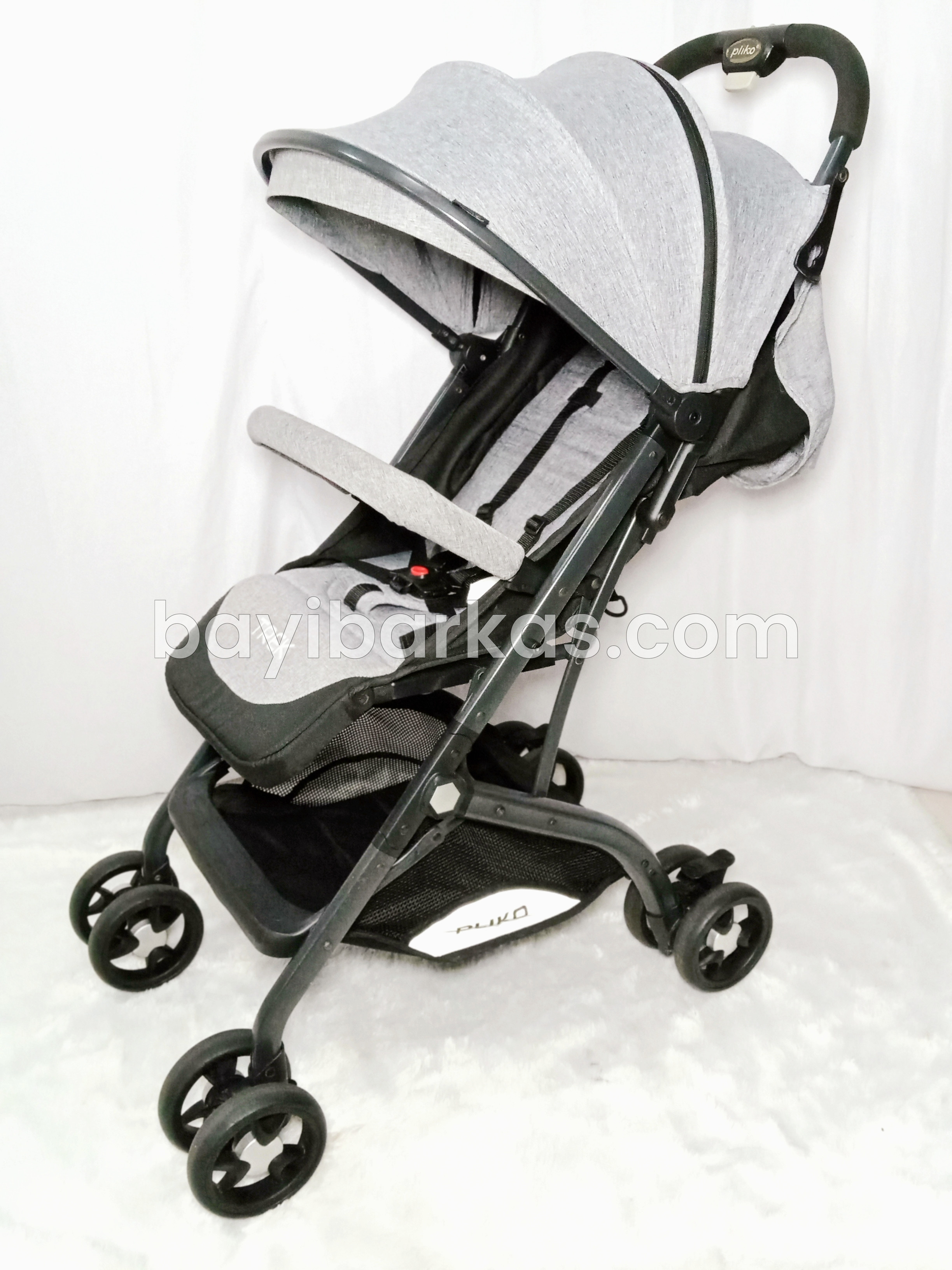 Stroller Pliko "Trek" Abu-Abu *SECOND (TJ.141-1/MFA)