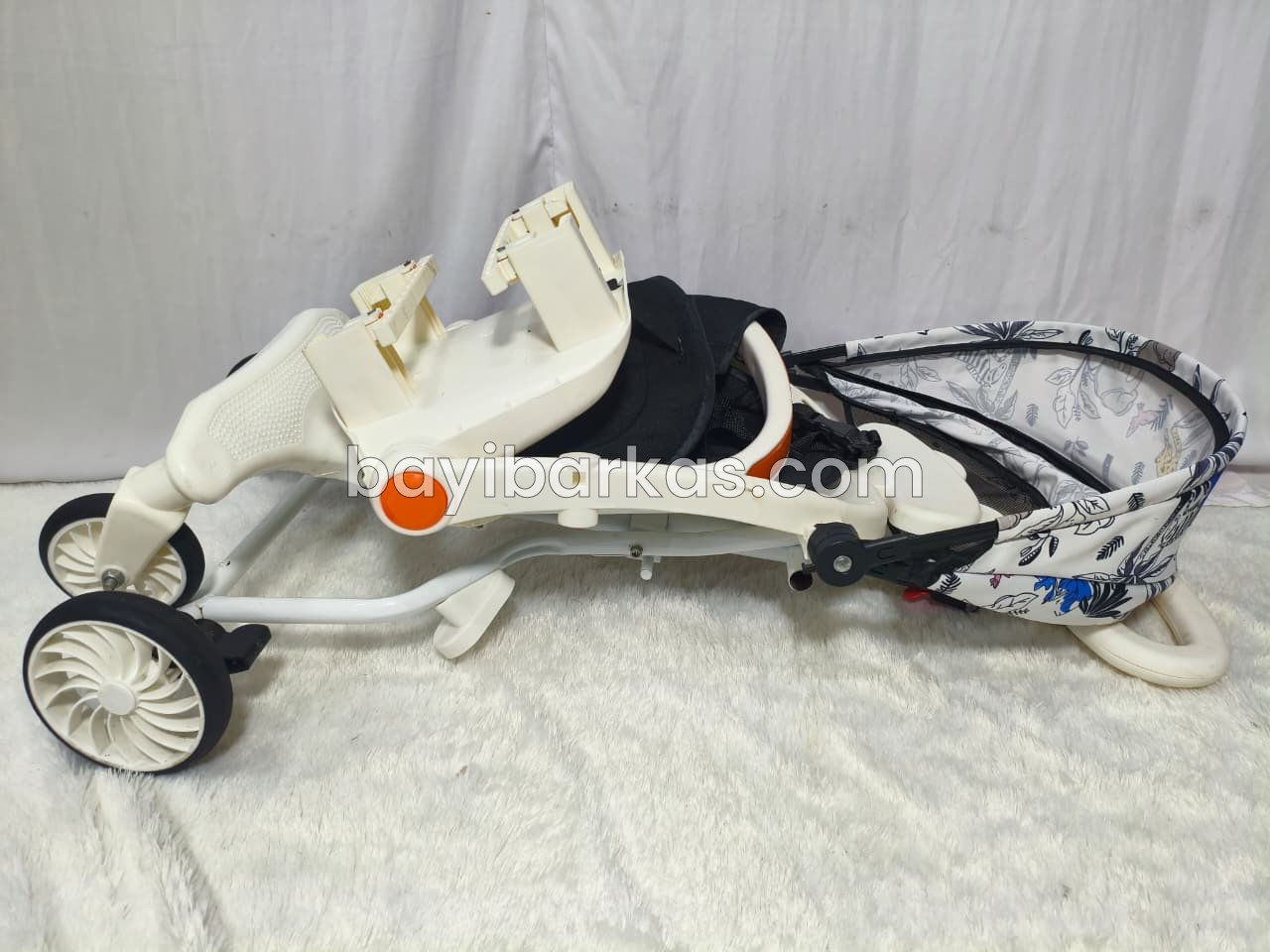 Magic Stroller / Stroller Travelling putih *2nd 